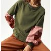 Women's Oversized Sweatshirt Patchwork Crewneck Sweatshirt Floral Boho Long Sleeve Pullover Tops